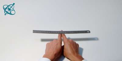 Ciensación experimento manos en la masa: Vara autoequilibrada ( física, mecánica, fricción, centro de gravedad, equilibrio)